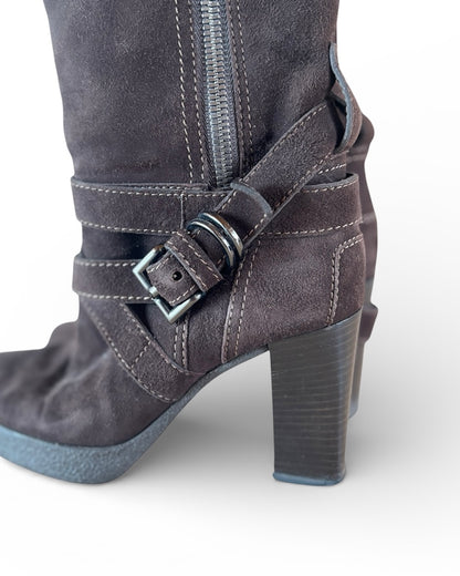 【TOD'S】Suede Short Boots