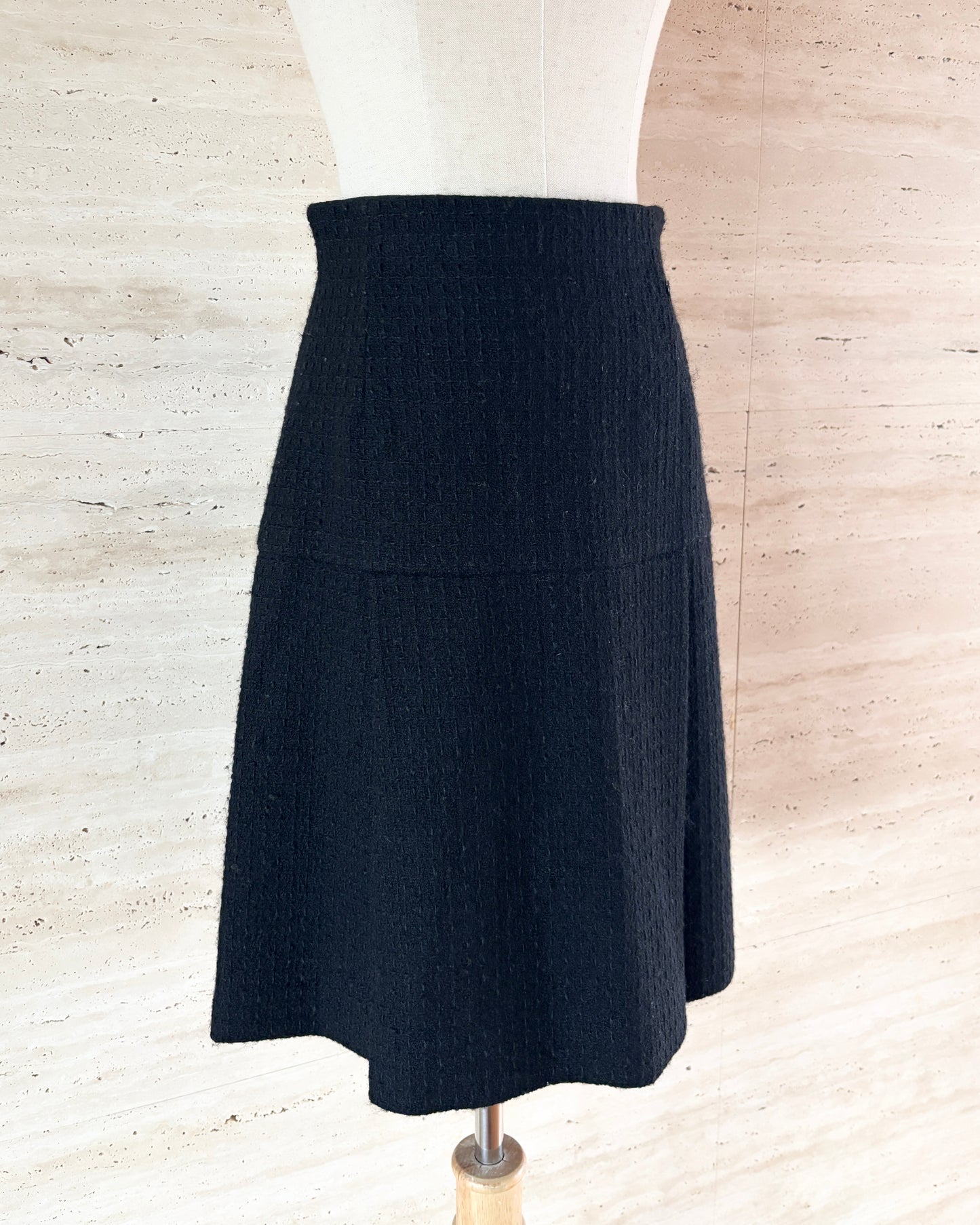 【CHANEL】Tweed Box Pleat Skirt