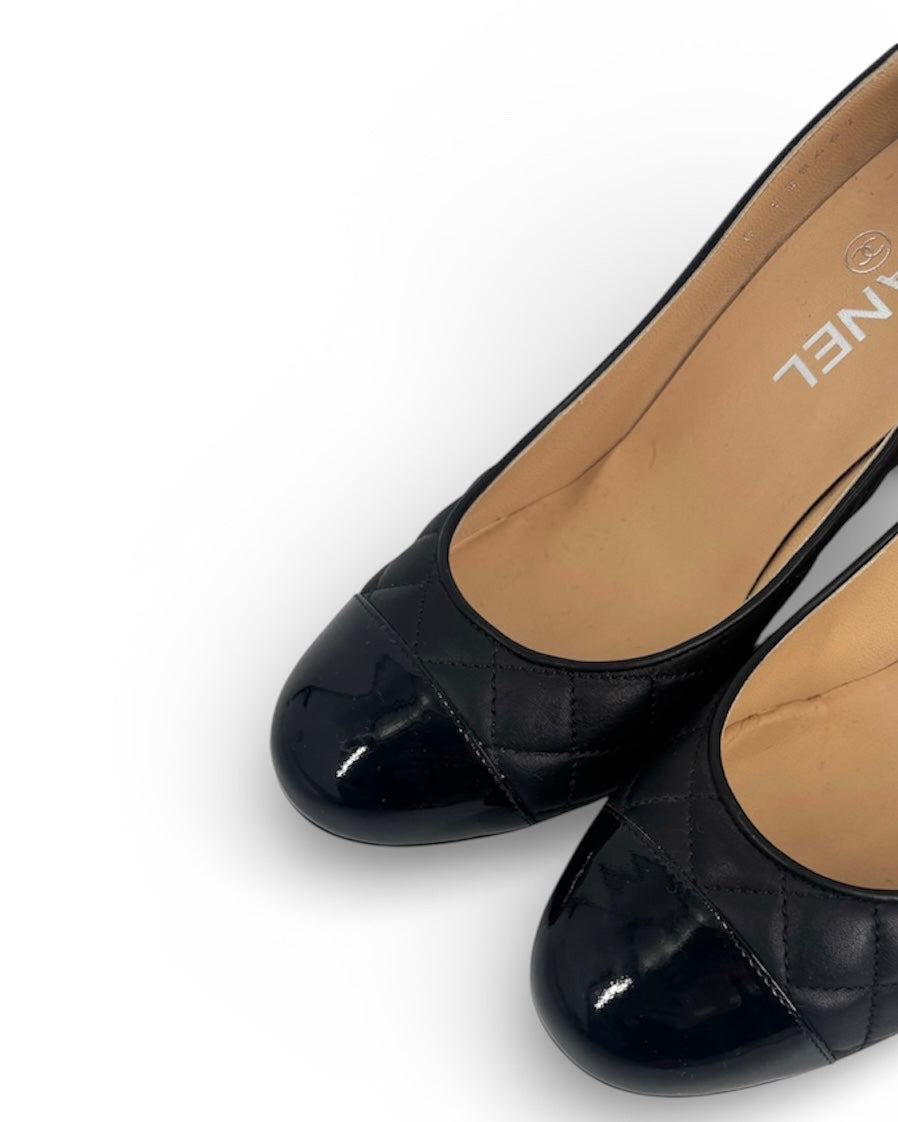【CHANEL】Quilting Wedge Sole Pumps