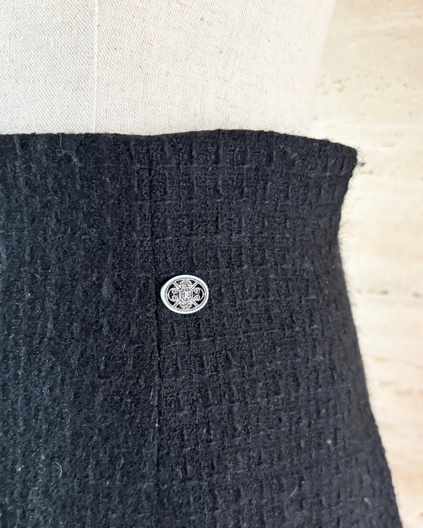 【CHANEL】Tweed Box Pleat Skirt