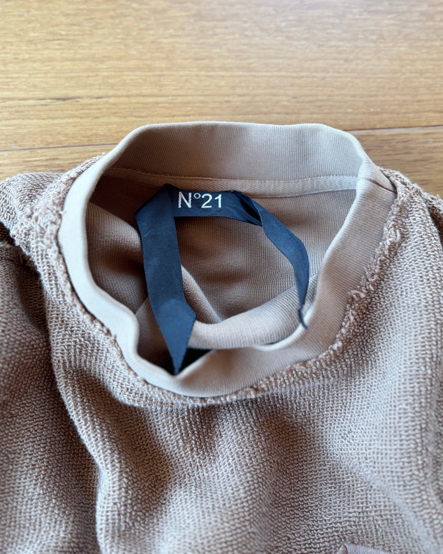 【N°21】Logo Sweatshirt