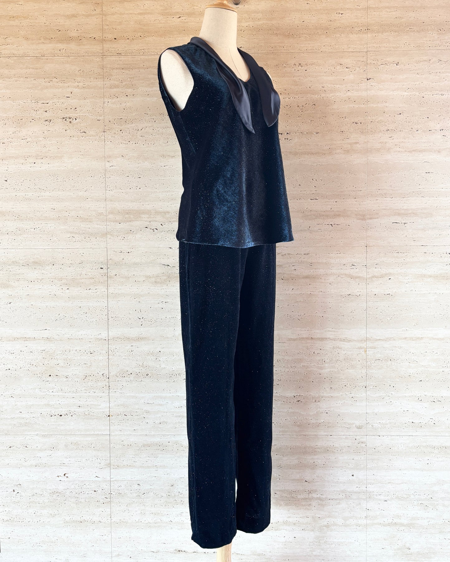 【GIORGIO ARMANI】Velour Stone-Detail Set-Up