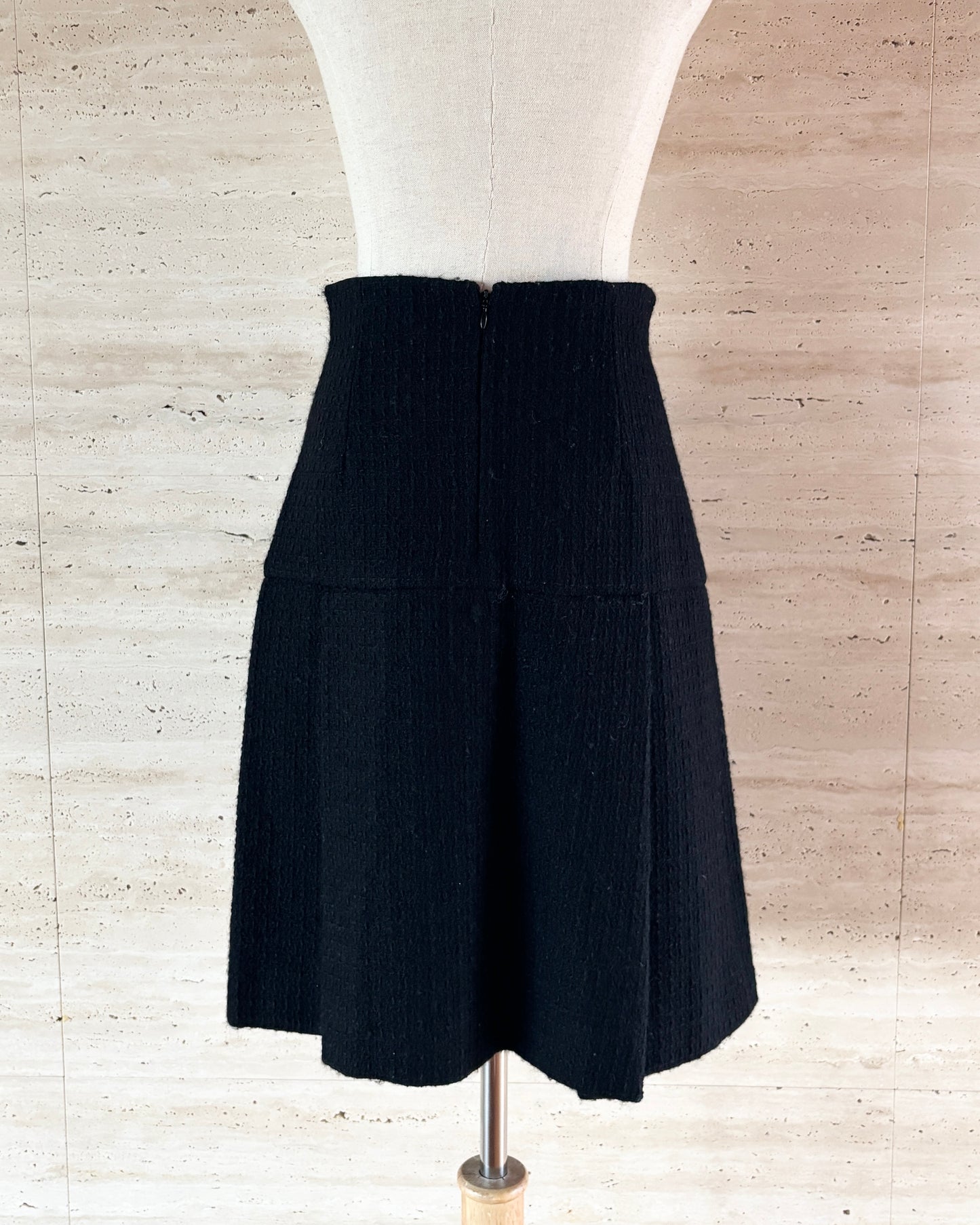 【CHANEL】Tweed Box Pleat Skirt