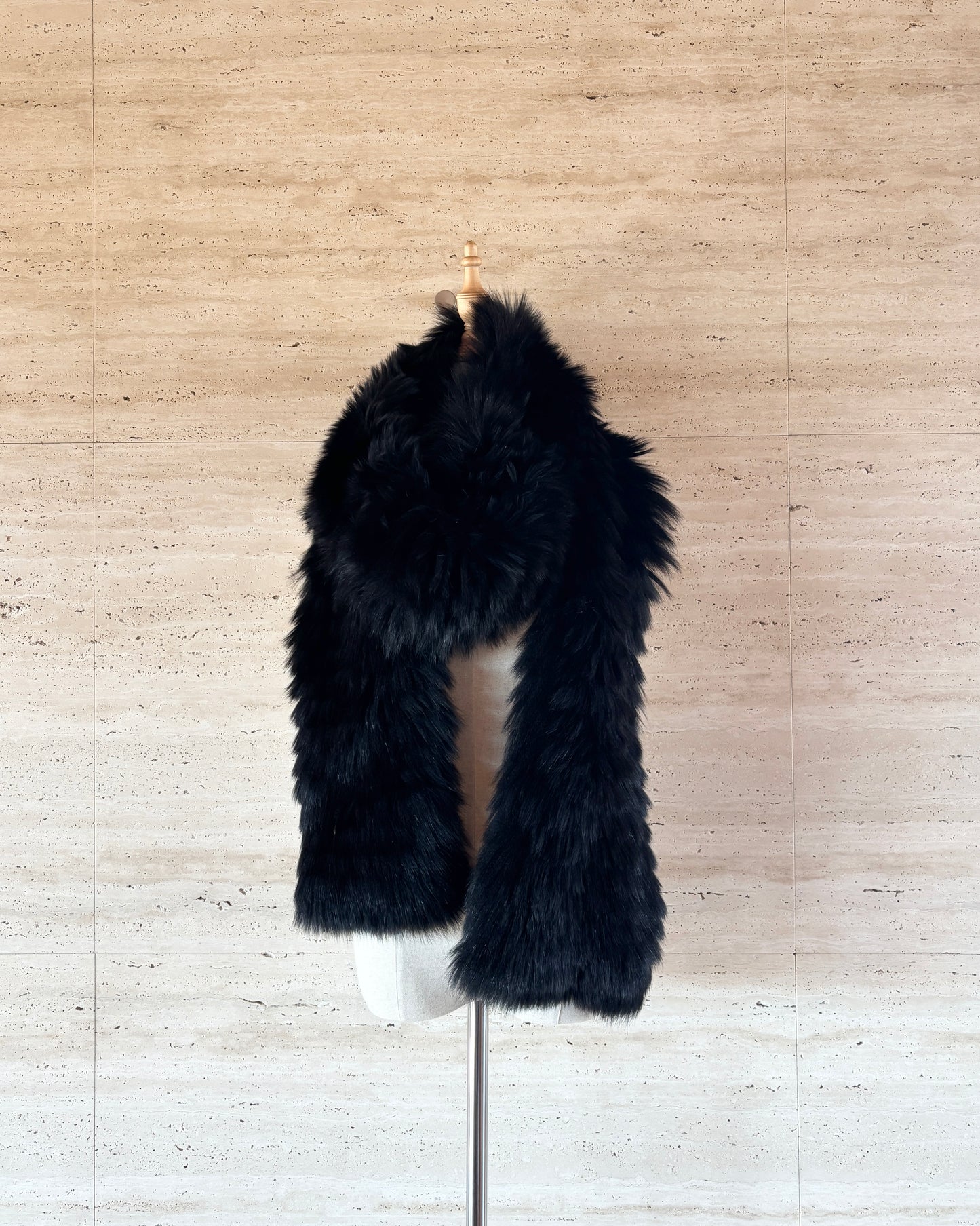 【LOEWE】Long Fox Fur Stole