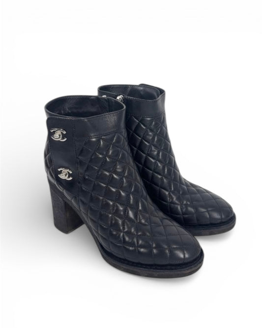 【CHANEL】Turn-Lock Quilted Ankle Lambskin Boots