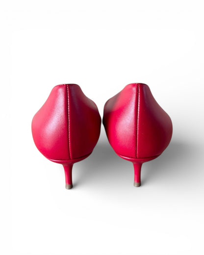 【VALENTINO】V Logo Pointed-Toe Pumps